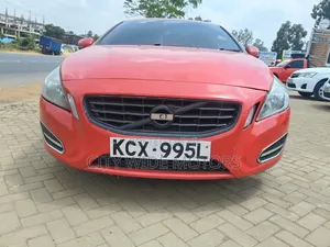 Volvo S60 2012 Red