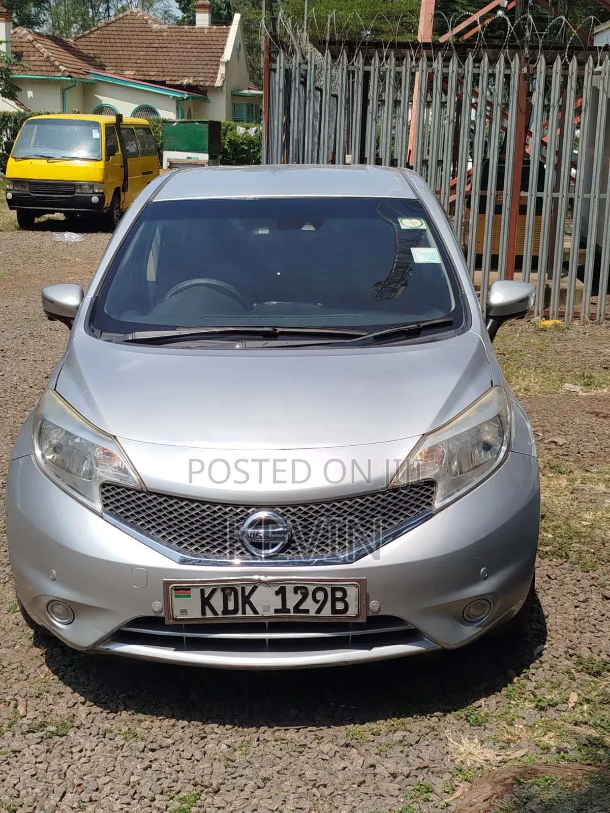 Nissan Note 2015 Silver