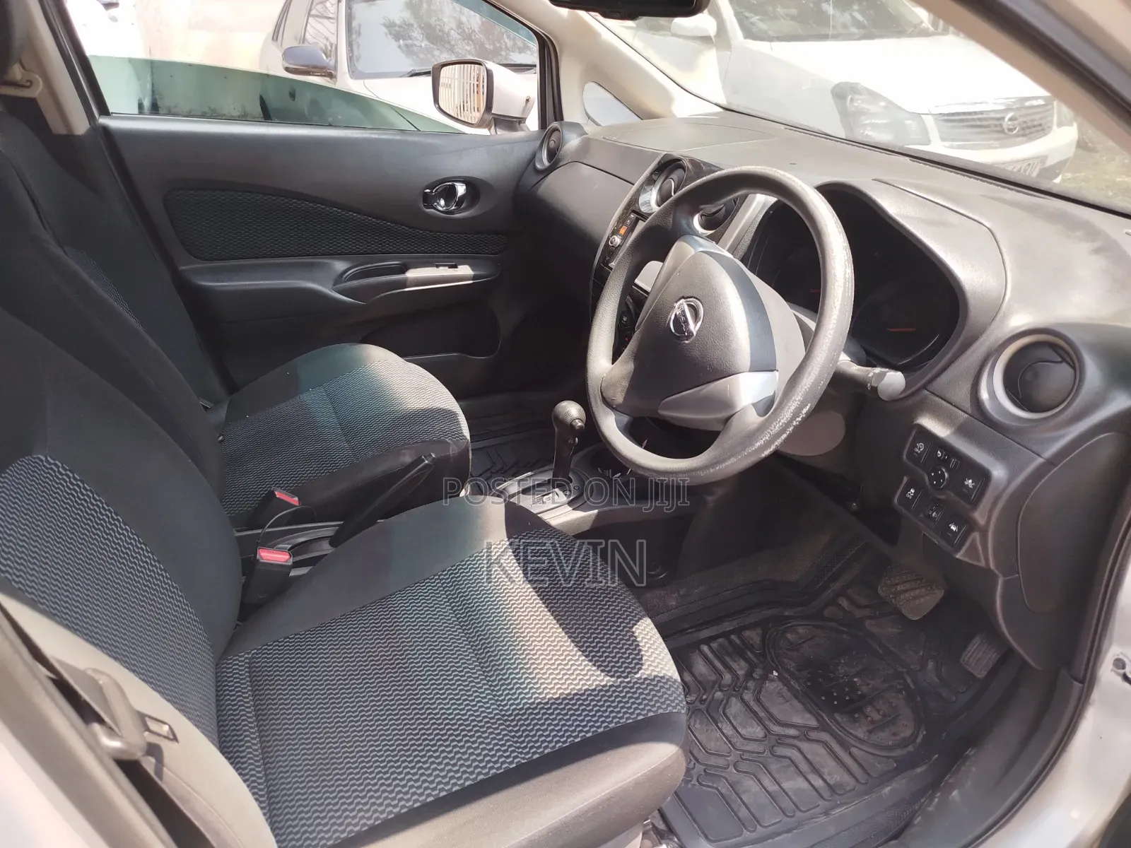 Nissan Note 2015 Silver