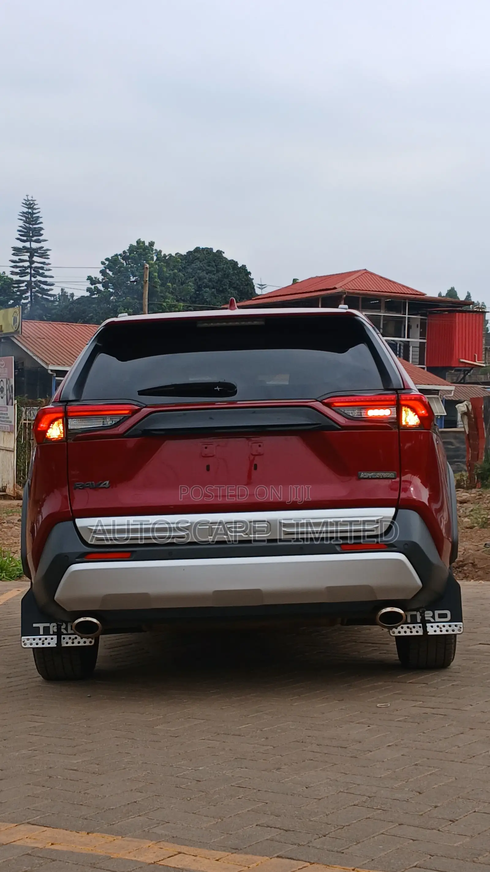 Toyota RAV4 2020 Red