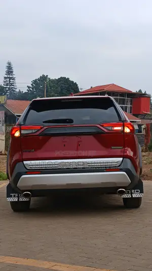 Toyota RAV4 2020 Red
