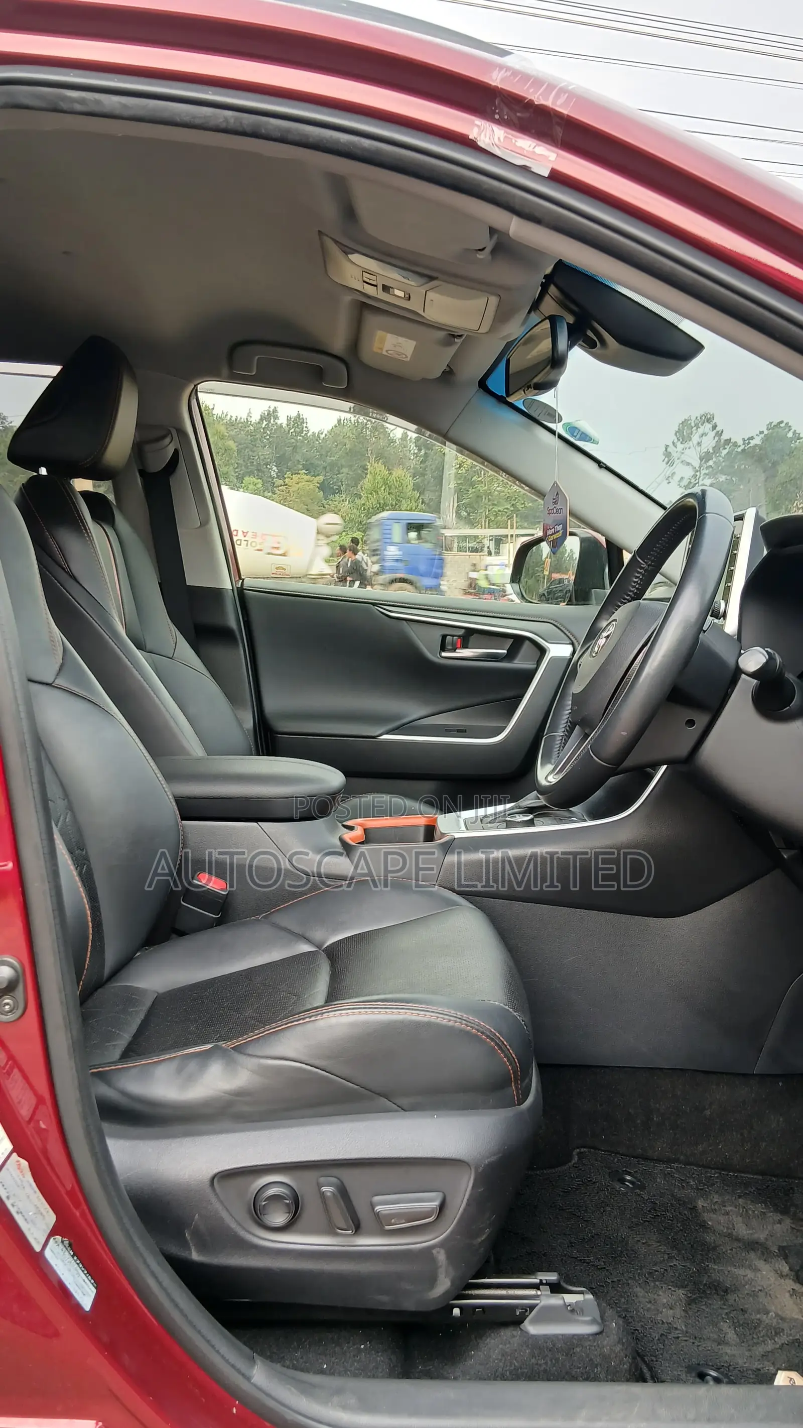 Toyota RAV4 2020 Red