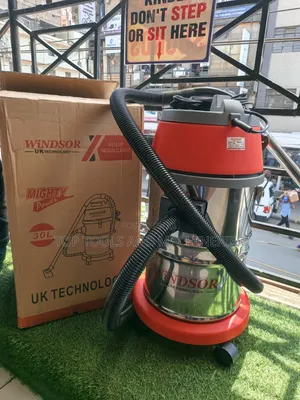 30 Litres Wet and Dry Windsor Vacuum Cleaner