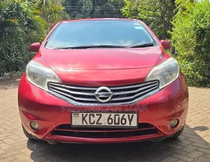 Nissan Note 2013 Red