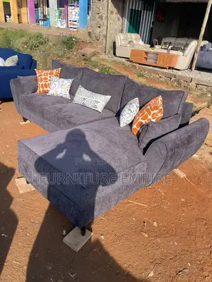 6 Seater L‐Shaped Black Cushioned Sofa