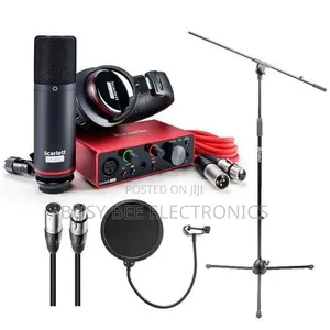 Scarlett Solo Studio 4rd Gen Bundle + Mic Stand With Pop Filter