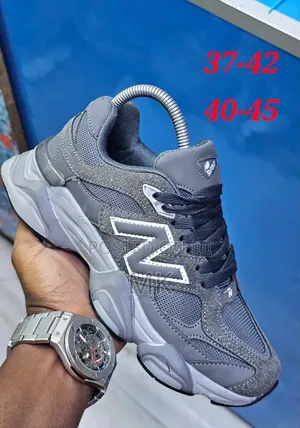 New Balance 9060