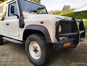 Land Rover Defender 2016 Beige