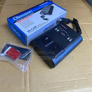 Dual AC Sockets Universal Intelligent Car Power Inverter With Display