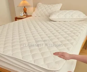 White and Cream Practical Comfort Waterproof Mattress Protectors