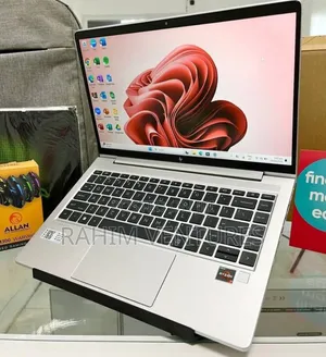 Laptop HP ProBook 645 8GB AMD Ryzen 5 SSD 256GB