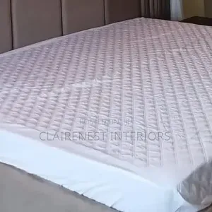 Grey and White Dry and Cozy Waterproof Mattress Protectors