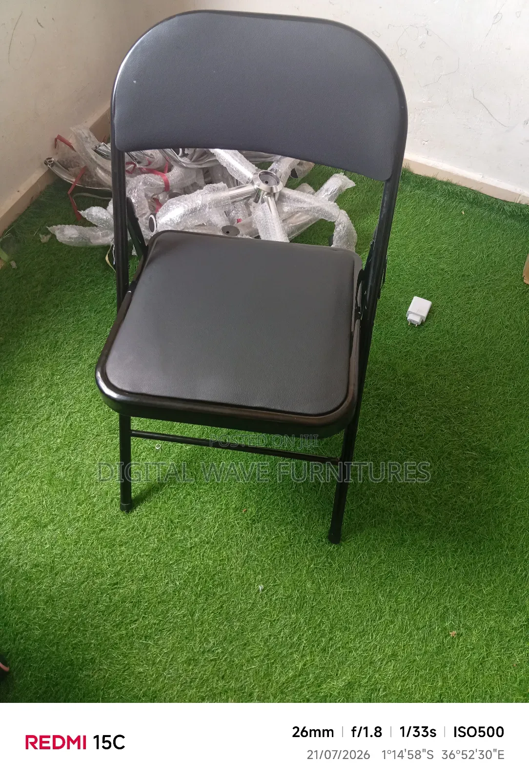 Fordable Black Chair