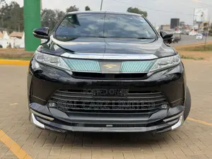 Toyota Harrier 2.0 2018 Black