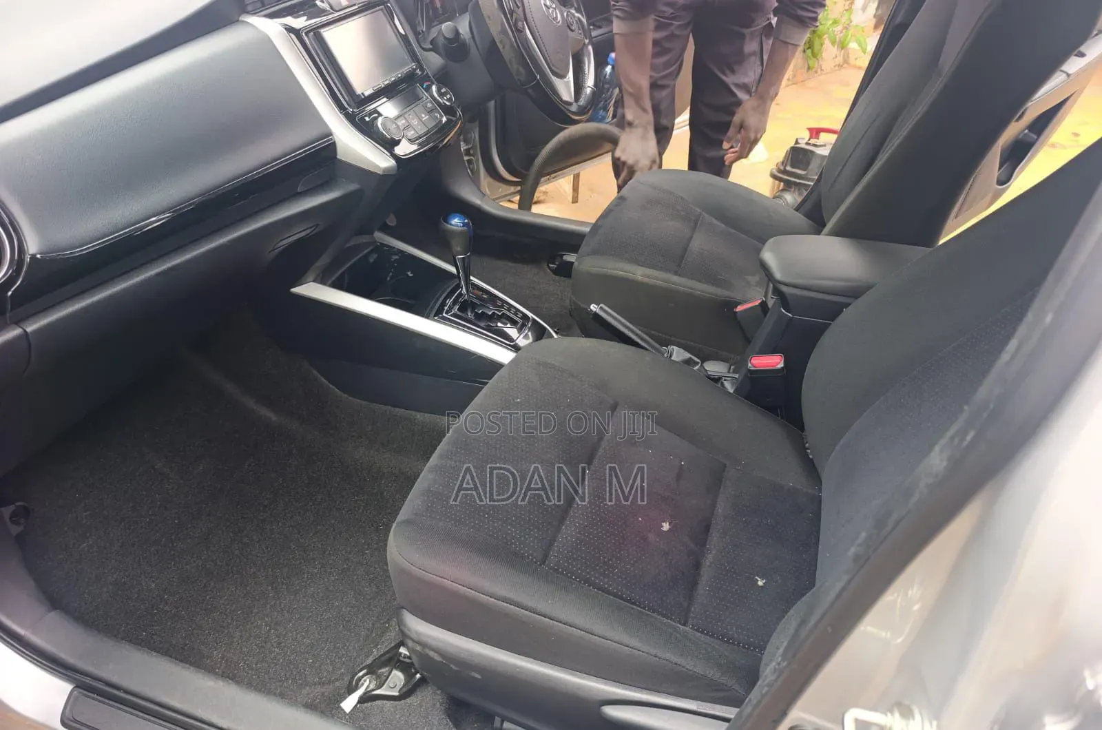 Toyota Corolla Fielder 2019 Silver