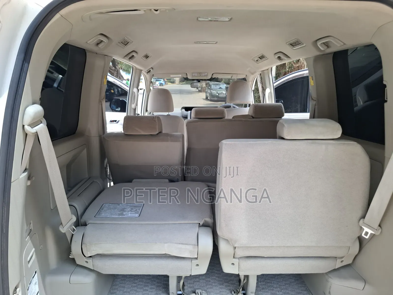 Toyota Noah 2013 White