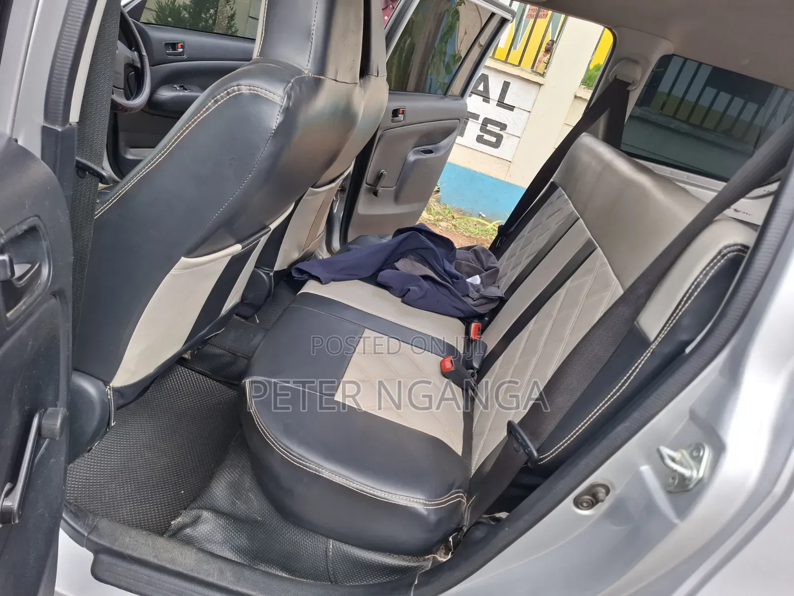 Toyota Probox 2016 Silver