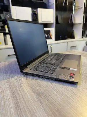 Laptop Lenovo Ideapad 3 16GB AMD Ryzen 5 SSD 256GB