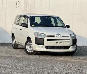Toyota Succeed 2019 White