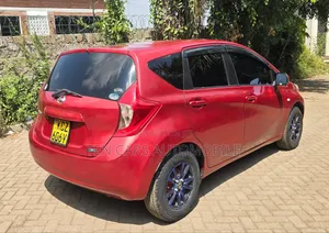Nissan Note 2013 Red