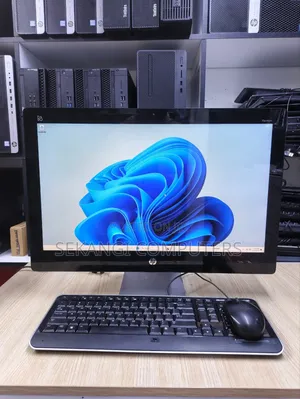 Desktop Computer HP Pavilion 24 8GB Intel Core i5 HDD 750GB