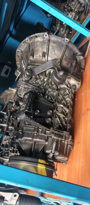 6 Speed Gearbox Manual NQR Isuzu