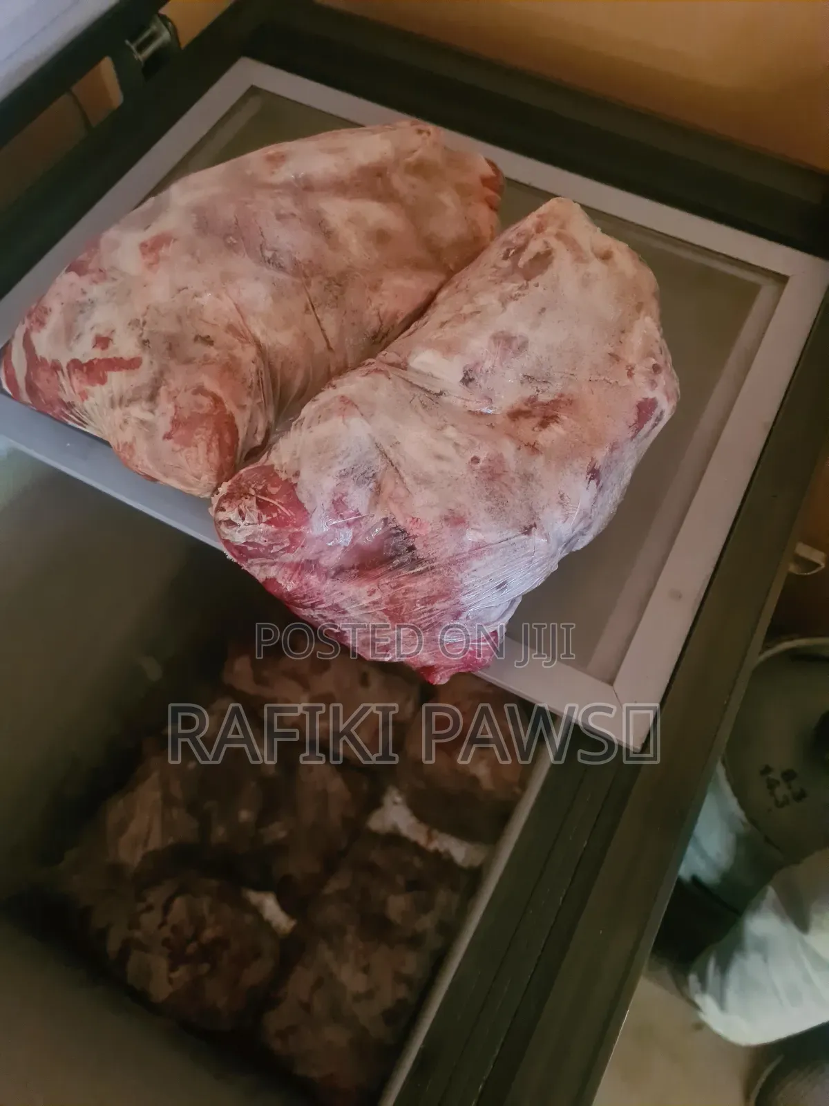 Chicken Heads Legs