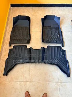Isuzu D-Max 5D TPE Floor Mats