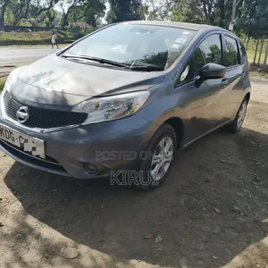 Nissan Note 2014 Silver