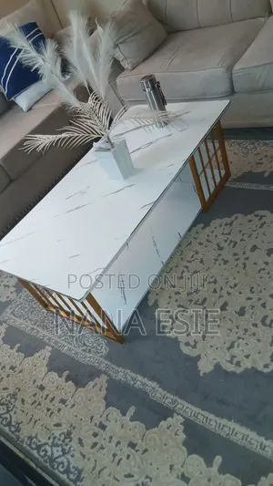Mable Coffee Table