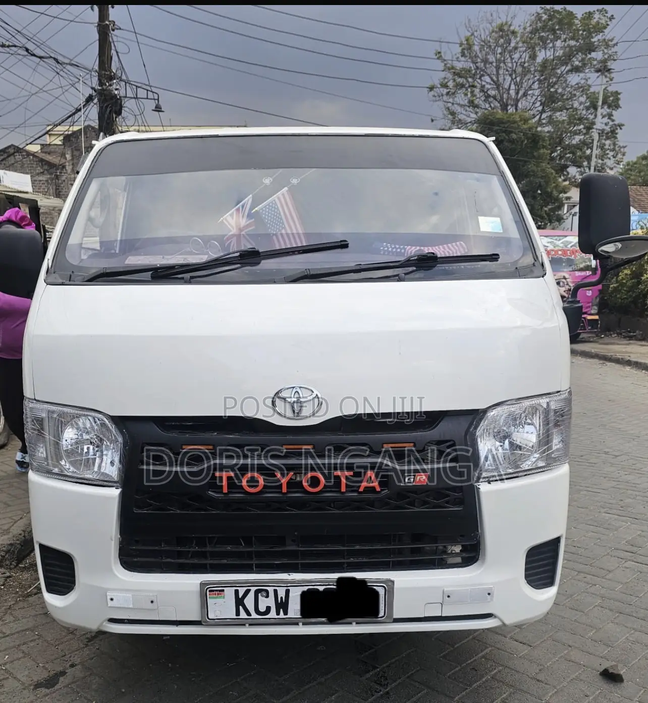 Toyota HiAce 2012 White