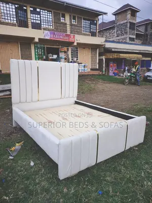 5x6 Cream Ribbed Gold Trim Bed Frame: Pay on Delivery