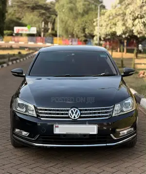 Volkswagen Passat 2011 Black