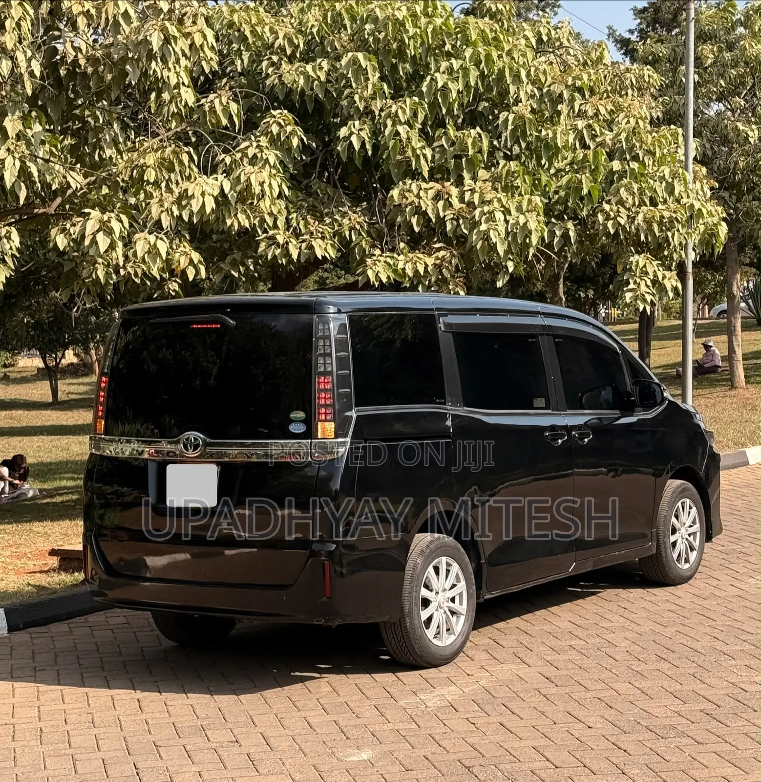 Toyota Voxy 2016 Black