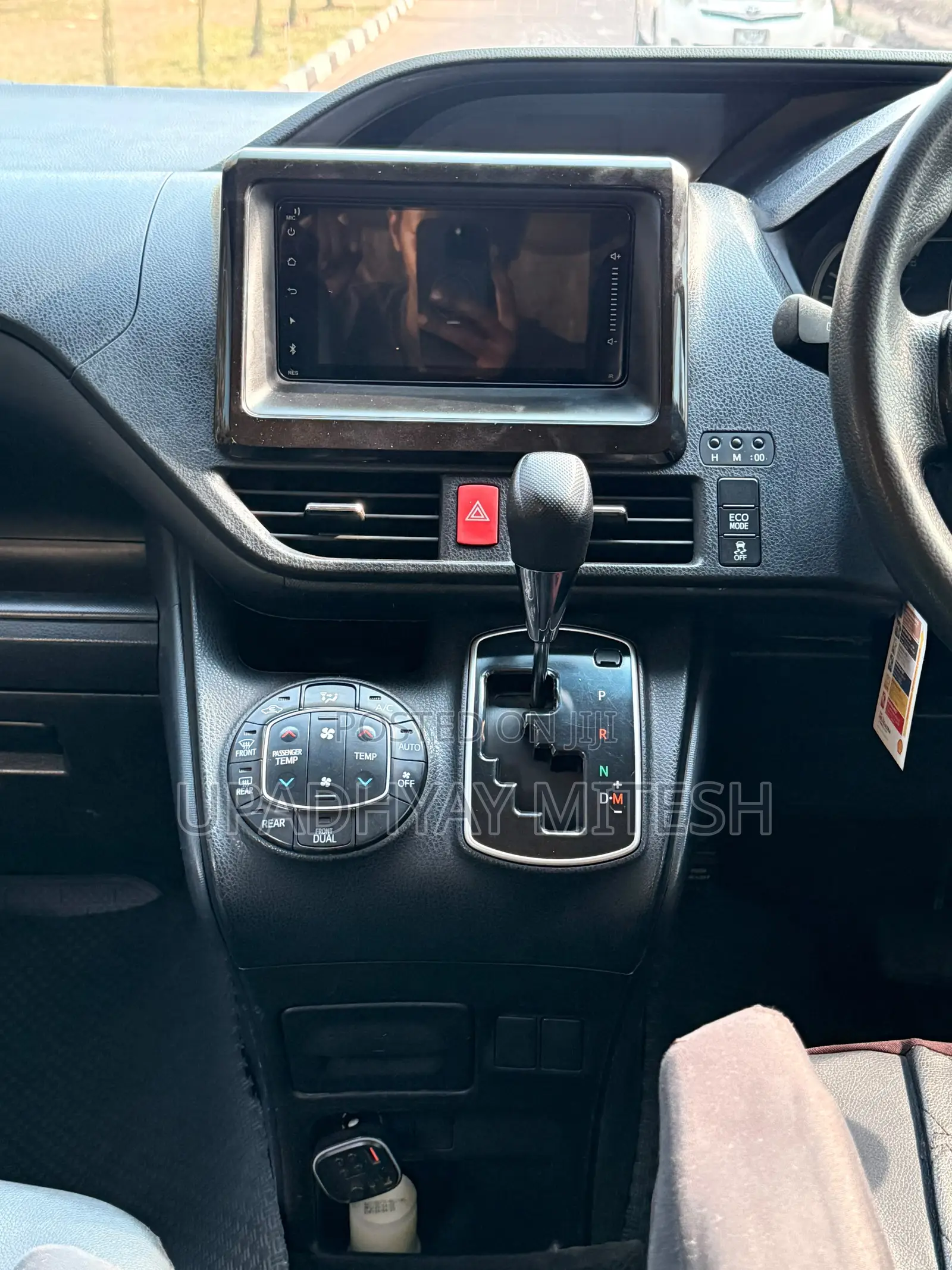 Toyota Voxy 2016 Black
