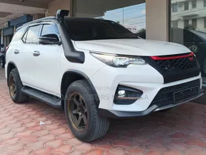 Toyota Fortuner 2020 White