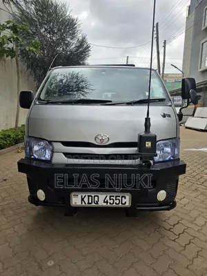 Toyota HiAce 2019 Silver