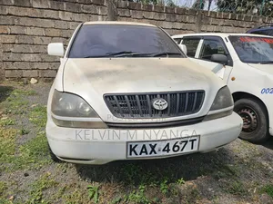 Toyota Harrier 2001 White