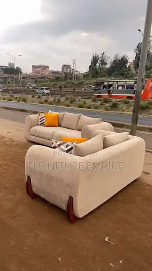 5 Seater Sofa Set Beige Cushioned Back With Mahogany Finish (3+2)