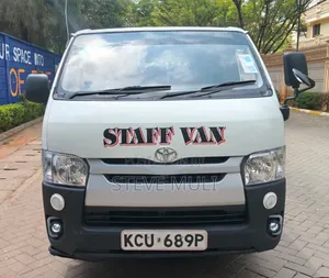 Toyota HiAce 2013 White