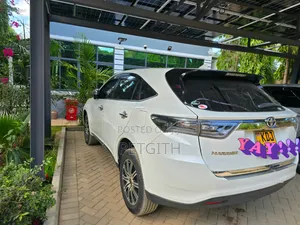 Toyota Harrier 2.0 2015 Pearl
