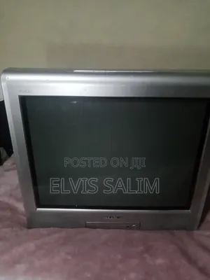 Sony Trinitron WEGA CRT TV-Perfect for Retro Game With Original Remote