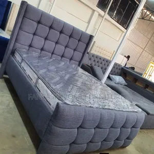Grey Tufted Bed Size 5 by 6