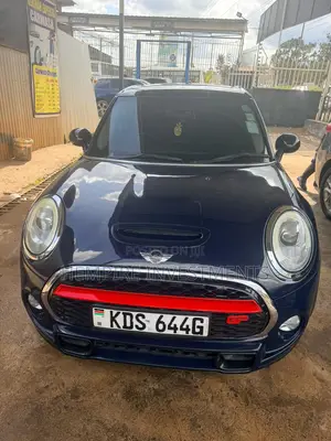 Mini Cooper 2018 Blue