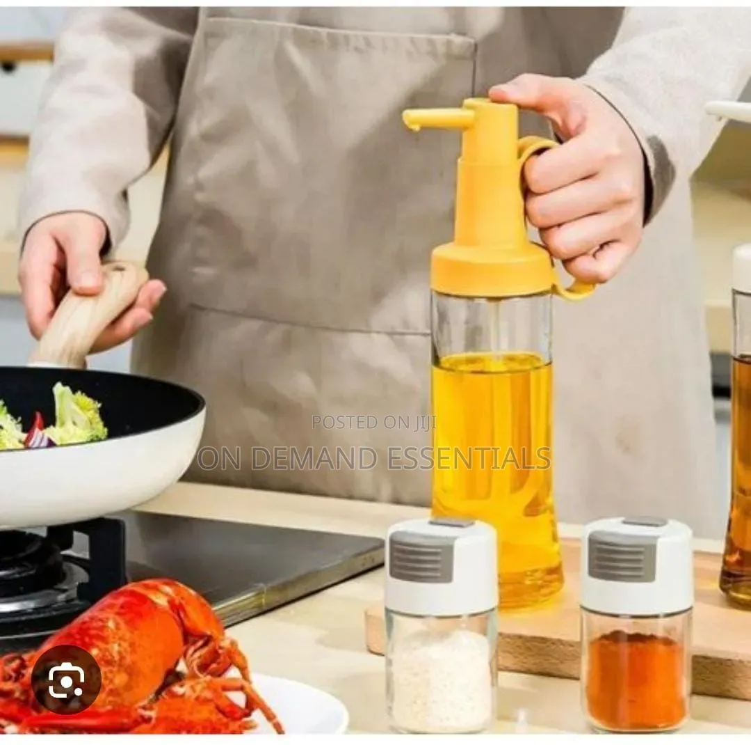 500ml Oil Dispenser With Straw