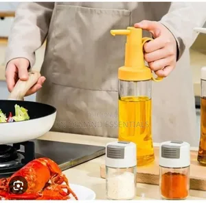 500ml Oil Dispenser With Straw