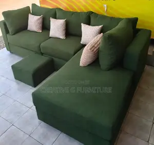 6‐Seater L‐Shaped Cushioned Green Sofa