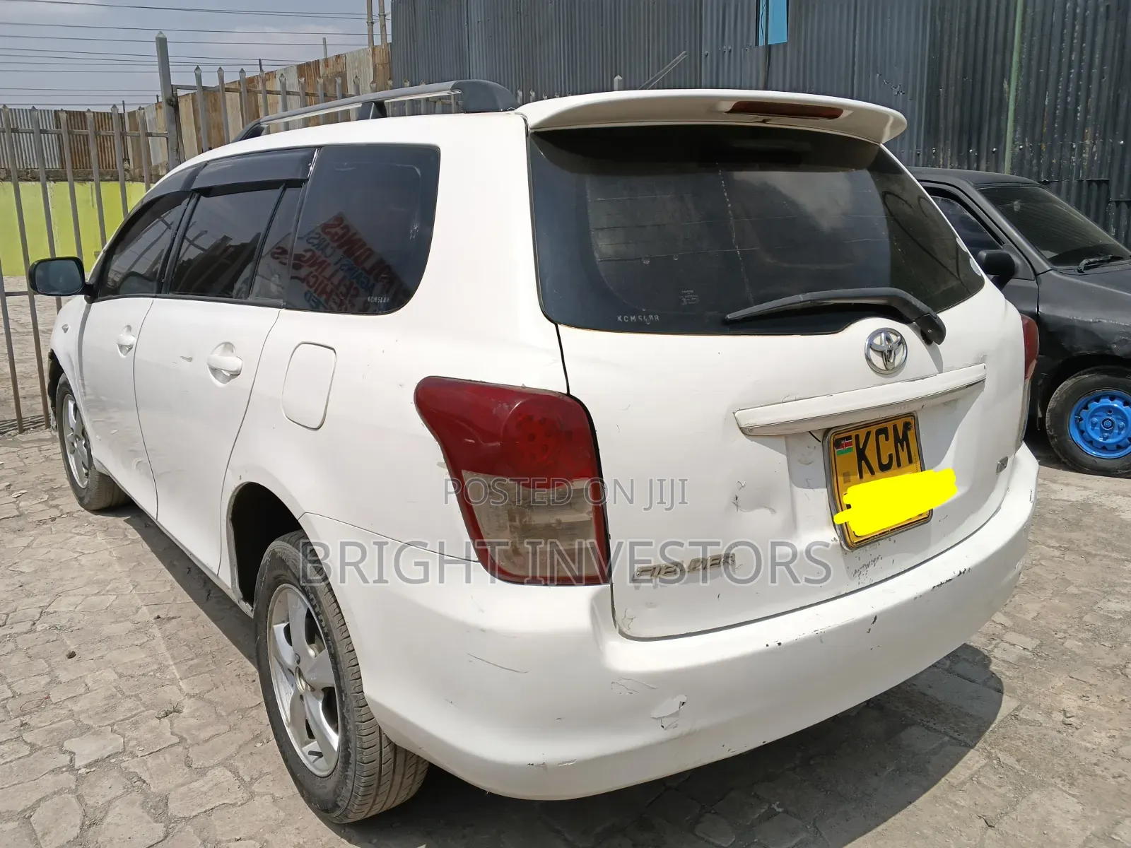 Toyota Corolla Fielder 2011 White