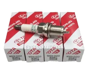 Denso Iridium Spark Plug SK20R11 (90919-01210) Pack of 4 Camry Prado