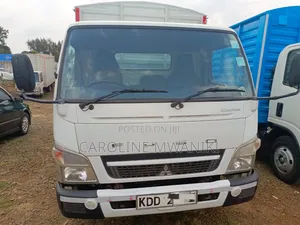 Mitsubishi Canter Fe84